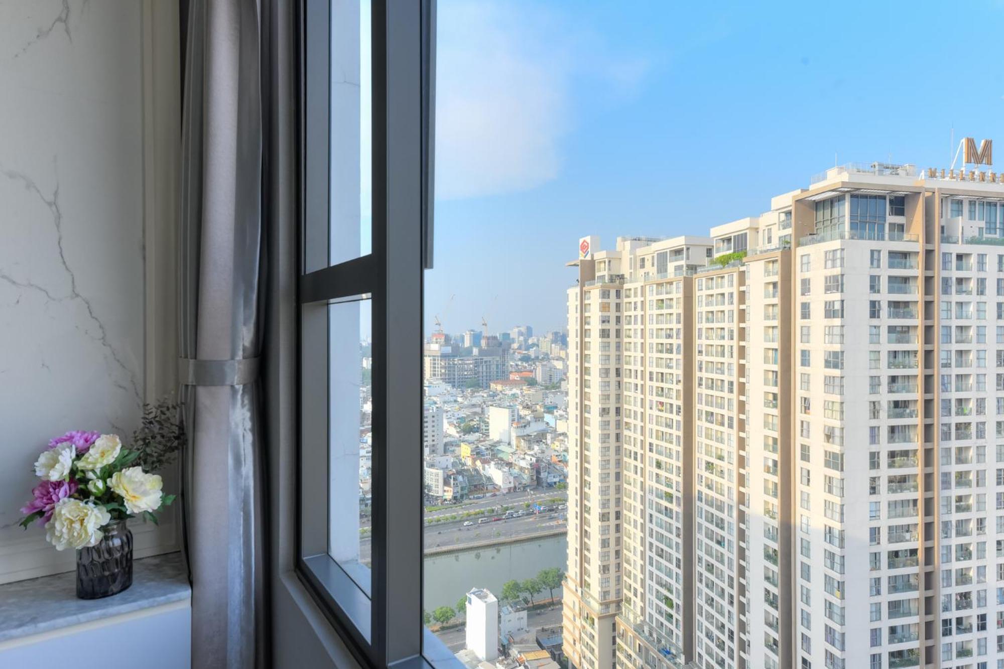 Rem Rivergate Garden Pool Signature - Free 4G Sim For 3 Nights Booking Ho-Chi-Minh-Stadt Exterior foto