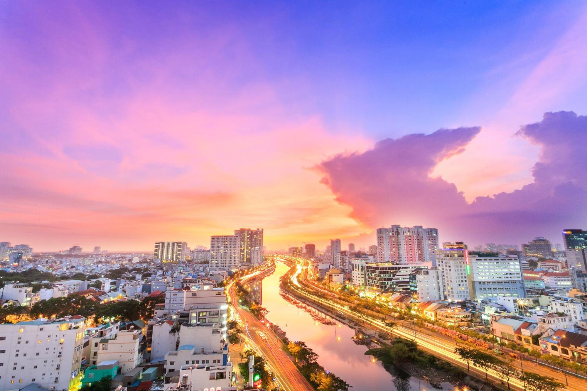 Rem Rivergate Garden Pool Signature - Free 4G Sim For 3 Nights Booking Ho-Chi-Minh-Stadt Exterior foto